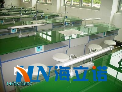 全木中央实验台